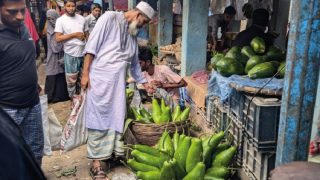 তিন হাত বদলেই সবজির দাম কেজিতে বাড়ে ২০ থেকে ৬০ টাকা