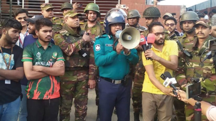 ‘মোল্লা কলেজ থেকে কোটি কোটি টাকার সম্পদ লোপাট হয়েছে’