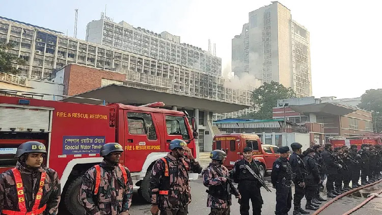 সচিবালয়ে লাগা আগুন ছয় ঘণ্টা পর নিয়ন্ত্রণে