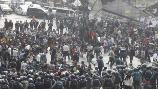 বিডিআর হত্যাকাণ্ডের পুনর্তদন্তের দাবিতে ‘শাহবাগ ব্লকেড’