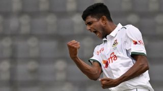 সিলেটে নাহিদ রানার বোলিং নৈপুণ্যে ম্যাচে ফিরেছে বাংলাদেশ