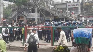 রাজধানীর সায়েন্সল্যাবে ঢাকা কলেজ ও সিটি কলেজের শিক্ষার্থীদের সংঘর্ষ