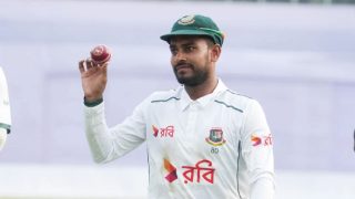 মিরাজের ৫ উইকেট শিকারে ২৭৩ রানে থামলো জিম্বাবুয়ে