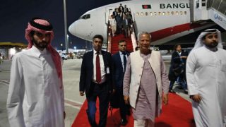 কাতার পৌঁছেছেন প্রধান উপদেষ্টা